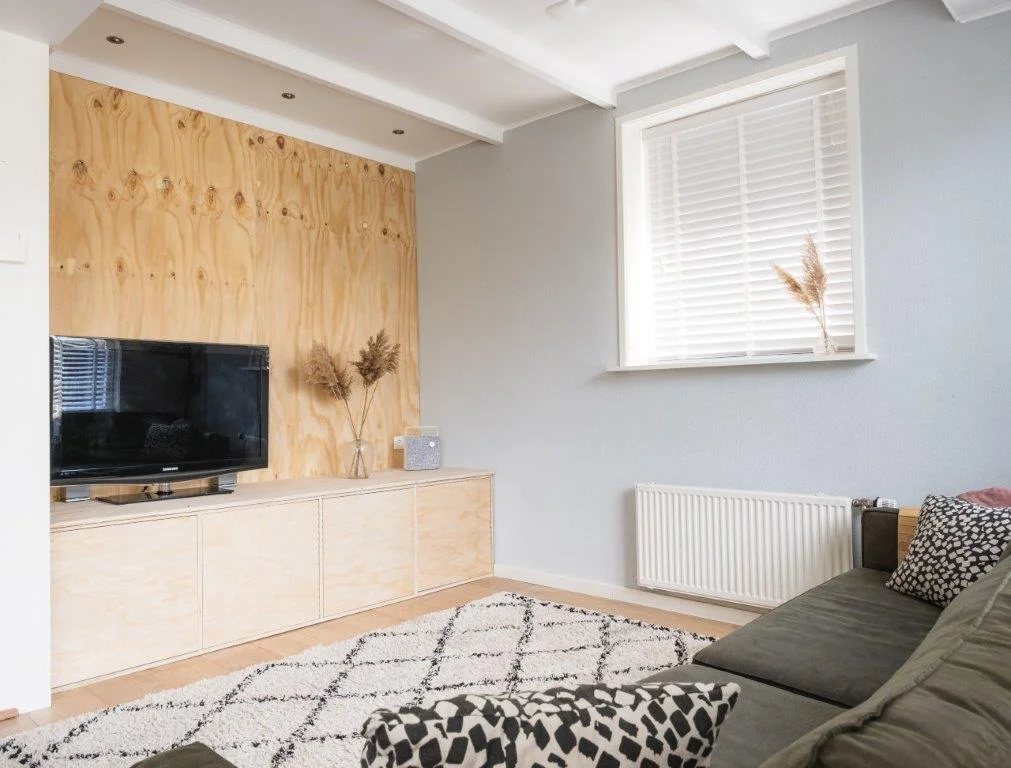 Entertainment unit